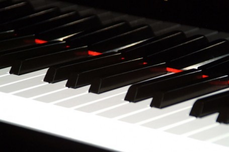 Grand Piano Keyboard